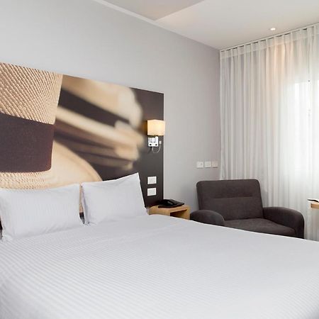 Ibis Quito Hotel Екстериор снимка