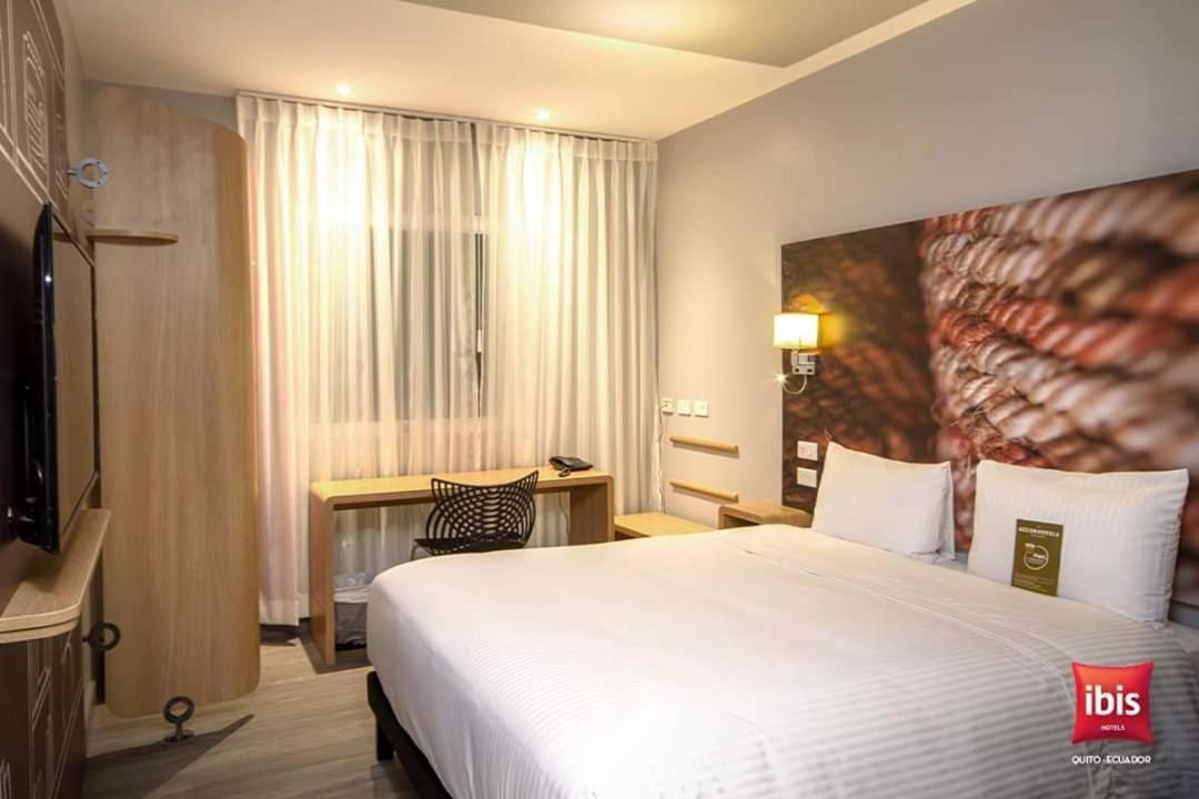 Ibis Quito Hotel Екстериор снимка